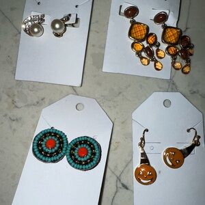 Set of 4 earrings
